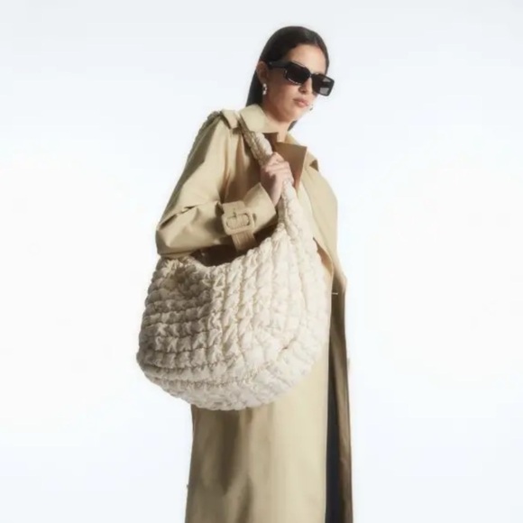 NWT COS OVERSIZED QUILTED CROSSBODY BAG Ivory Cream - Picture 2 of 7